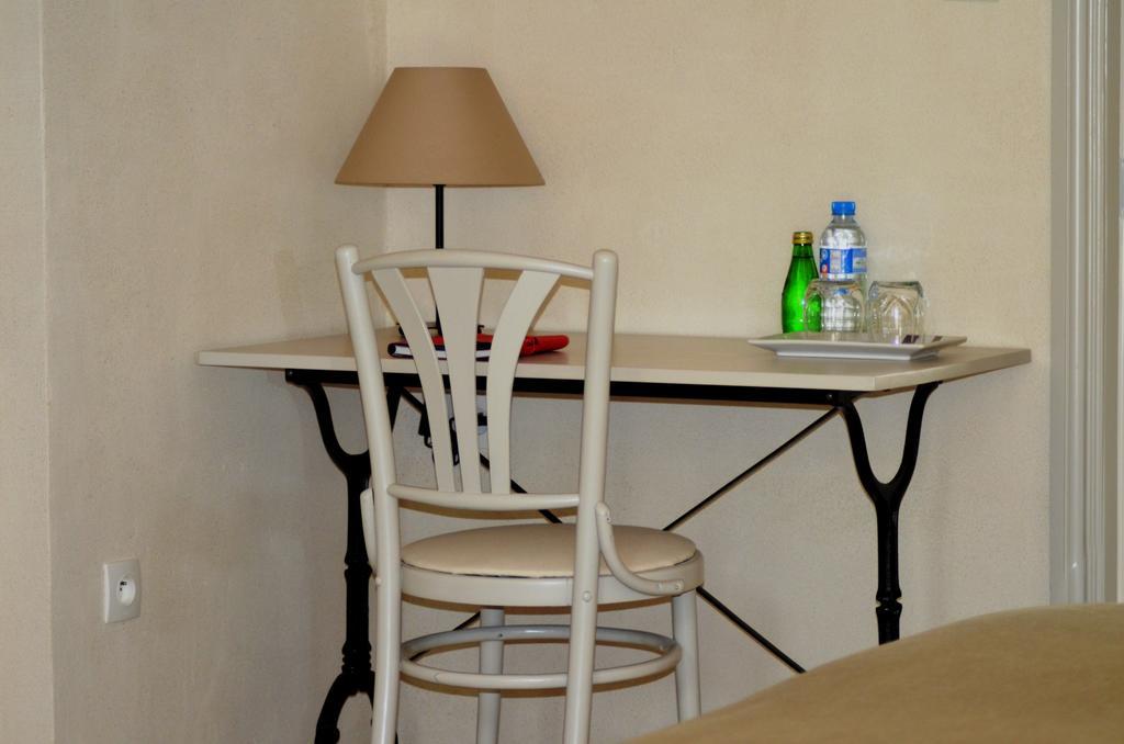 Le Mas De La Fontaine Bed & Breakfast Le Pegue ห้อง รูปภาพ
